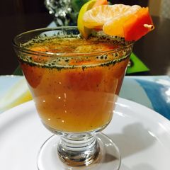 A picture of Orange n papaya glory.