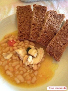 Foto di Zuppa di gallinella e cannellini