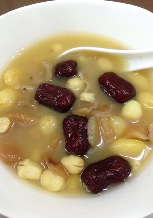 Hình của món Chè long phụng.