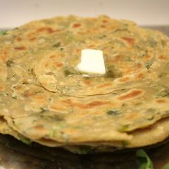 A picture of Methi Laccha Paratha.