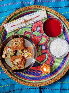 મલાઈ મોહનથાળ (Malai Mohanthal Recipe In Gujarati) રેસીપી મુખ્ય ફોટો