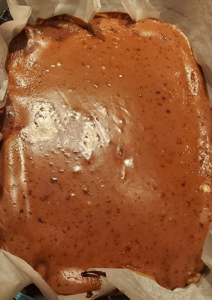 Una foto de Tarta de gofres, queso y chocolate