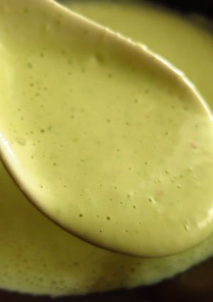 A picture of Basil Crema de Ají.