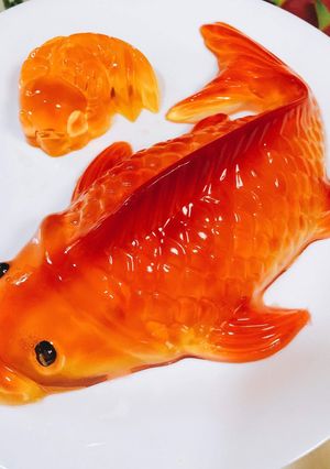 Hình của món Fish jelly (thạch cá chép).