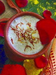 বাদাম গোলাপখাস ঠান্ডাই (badam golapkhas thandai recipe in Bengal রেসিপির প্রধান ছবি
