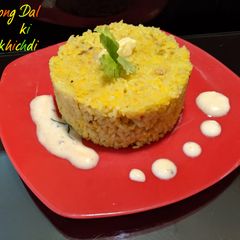 A picture of Moong Dal ki khichdi.