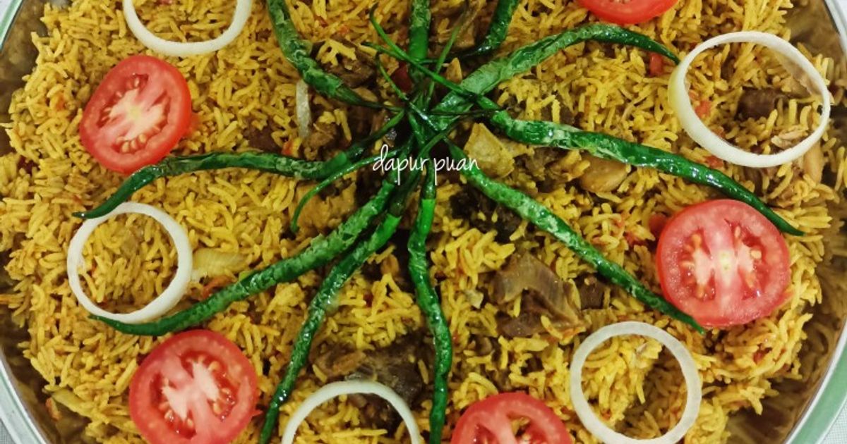 Tumpeng Nasi Biryani