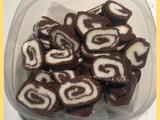 चॉकलेट रोल(chocolate rolls recipe in hindi)