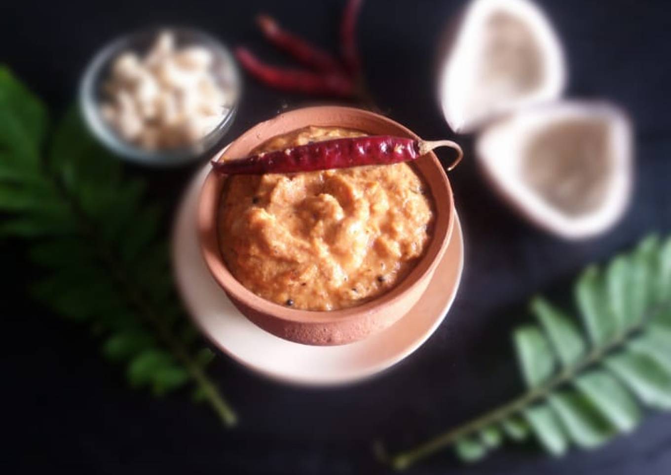 Sweet spicy coconut tomato chutney