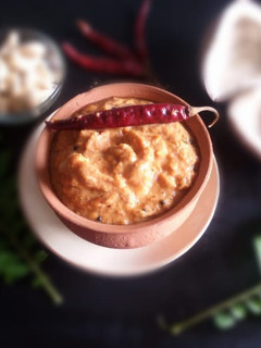 A picture of Sweet spicy coconut tomato chutney.