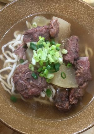 超好吃 排骨酥麵 的食譜成品照片