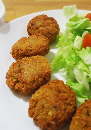 Una foto de Falafel con salsa de Yogur