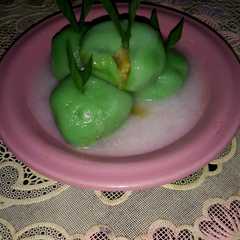 Kelepon kuah isi pisang gulmer রেসিপির প্রধান ছবি