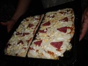 Una foto de salame en fetas