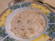 Una foto di risotto alle pere