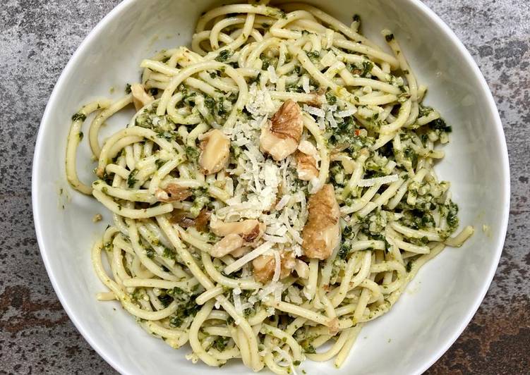 EMPFOHLEN! geheime Rezepte macht Grünkohl-Walnuss Pesto