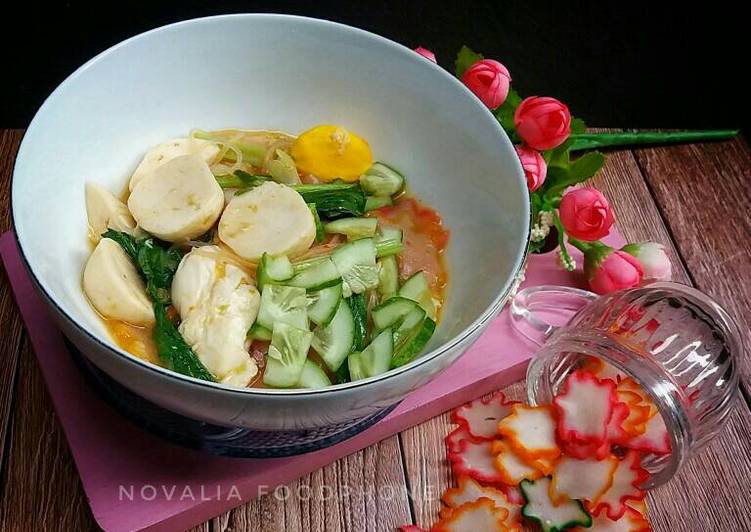 Cara Gampang Membuat Seblak Baso ikan kerupuk sayur, Sempurna