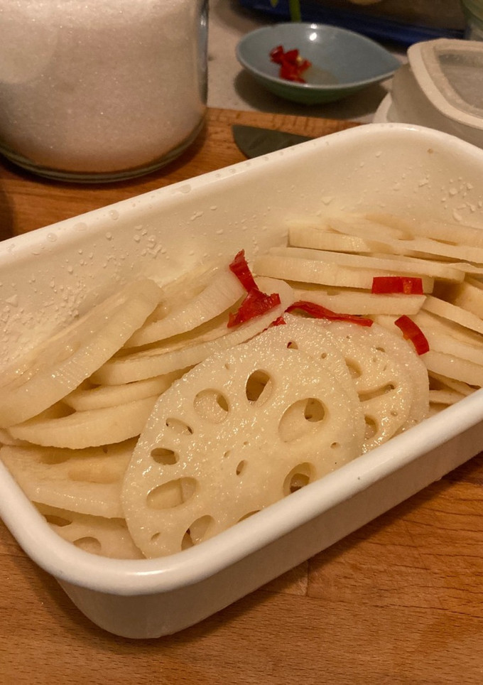 常備菜- 涼拌蓮藕 的食譜成品照片