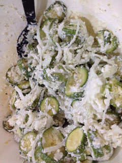 Una foto de Ensalada de calabacitas con queso