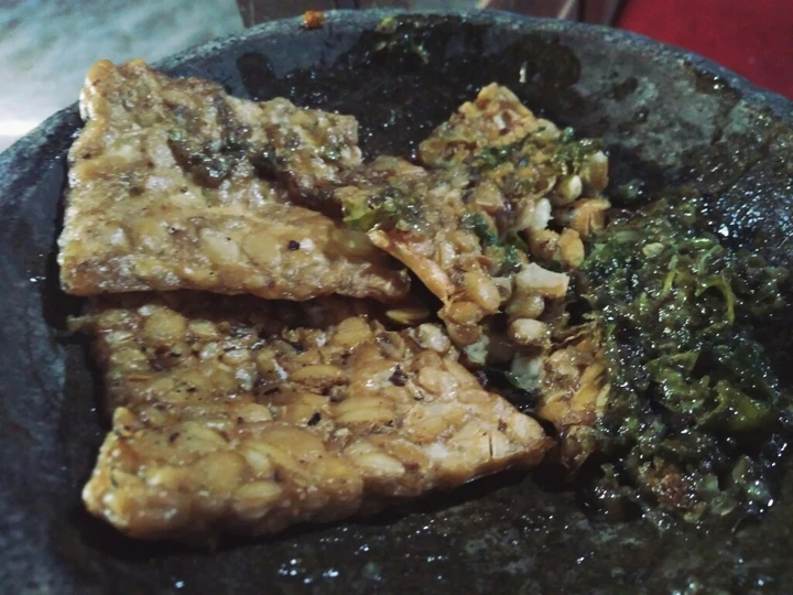 Cara Gampang Membikin Resep Tempe Penyet Sambal Hijau yang Bikin Ngiler Anti Ribet, Lezat Sekali