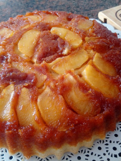 Una foto de Tarta invertida de manzana