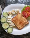 Grated Eggs n Vegetables sandwich #Theme Challenge
