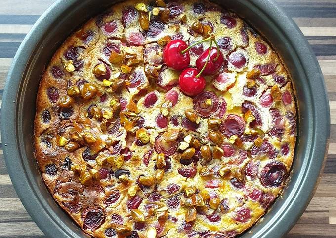 Recette Délicieux Clafoutis cerises amande et pistache