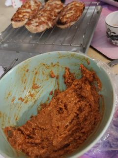 Melegszendvics maradék pörköltből recept fotója
