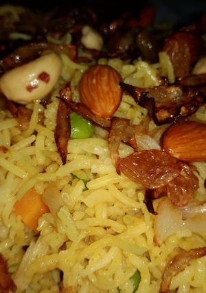 A picture of Hyderabadi Veg Biryani.