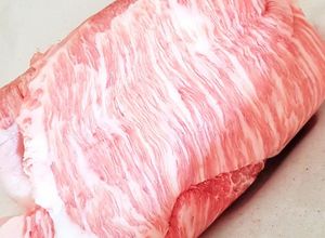 Hình của món Phần ngon nhất của thịt heo: secreto hay chính là thịt nọng heo.