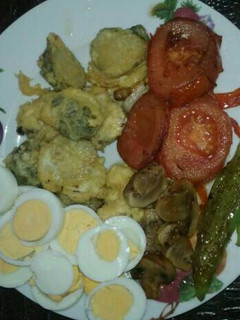 A picture of Veggies in olive oil.
