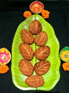 ঠেকুয়া (Thekua recipe in Bengali) রেসিপির প্রধান ছবি