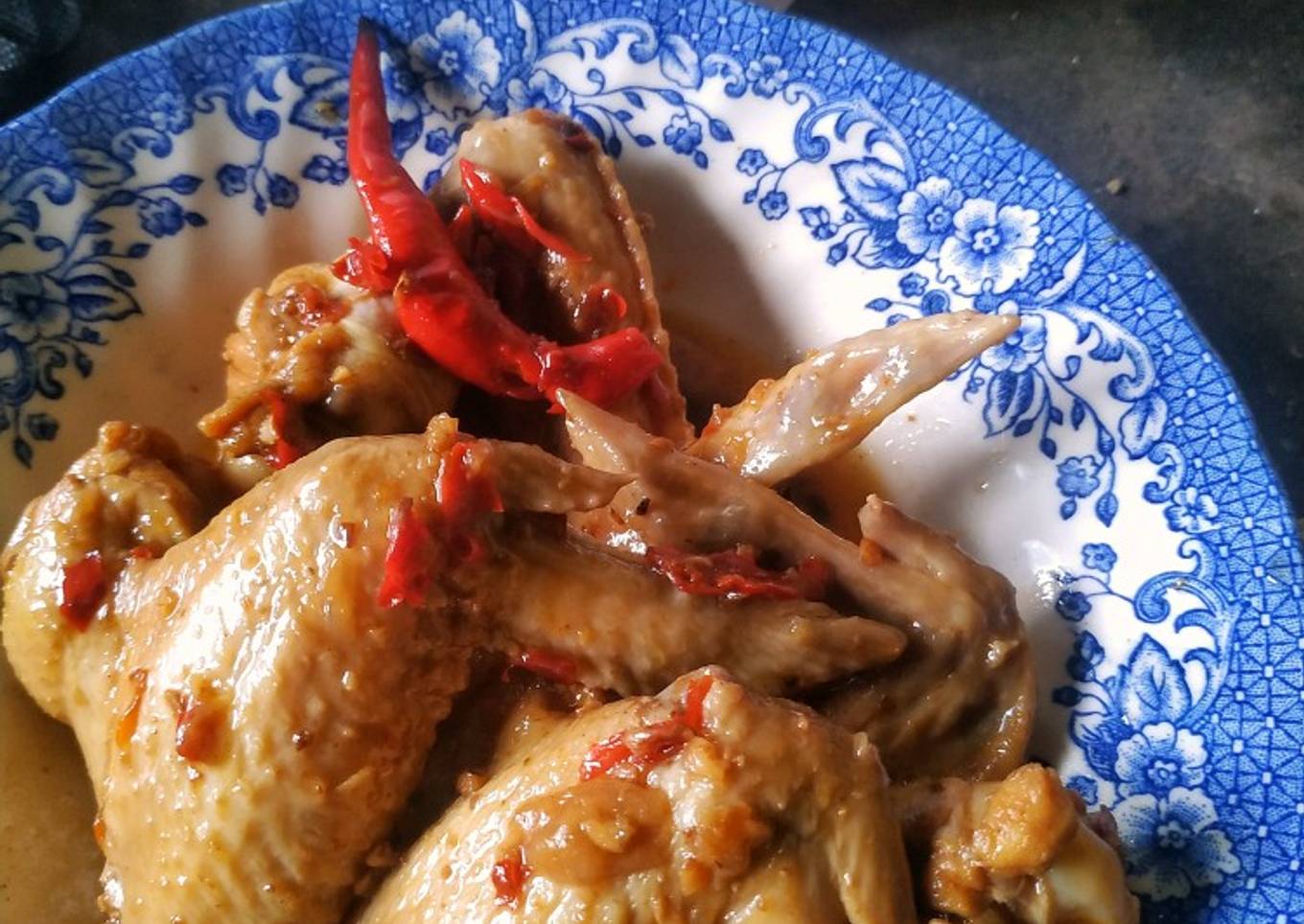 Krengsengan sayap ayam