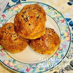 A picture of Cottage Cheese and Cheddar Buns.
