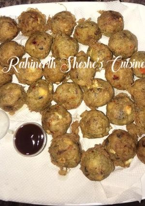 A picture of Yam balls.