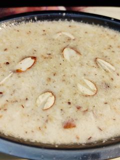 ओल्या नारळाची खीर (olya naralachi kheer recipe in marathi) रेसिपी चे मुख्य फोटो