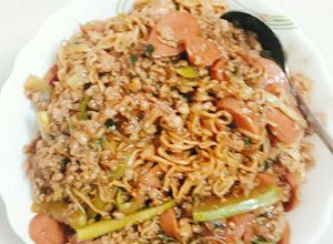 Hình của món Mì tương đen.