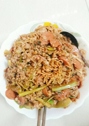 Hình của món Mì tương đen.