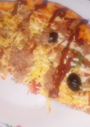 صورة لوصفة بيتزا 🍕 هايلة على طريقة الاميرة مع اضافاتي