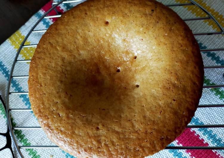 Eggless Vanilla Cake (Basic Sponge Cake)