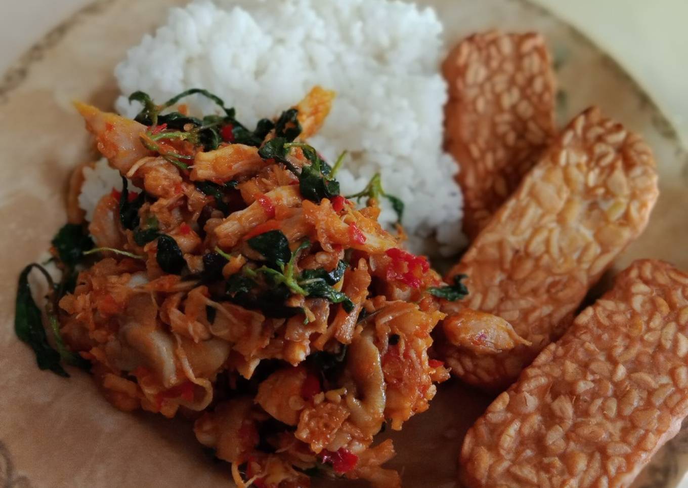 Sambal Ayam Suwir Kemangi
