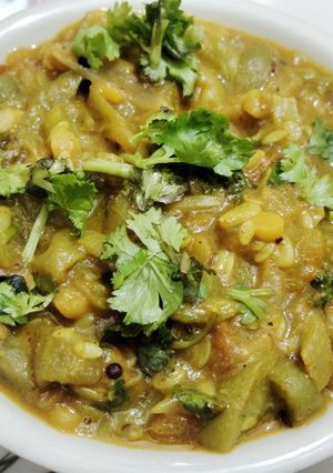 तुरई चना दाल की सब्जी रेसिपी मुख्य फोटो