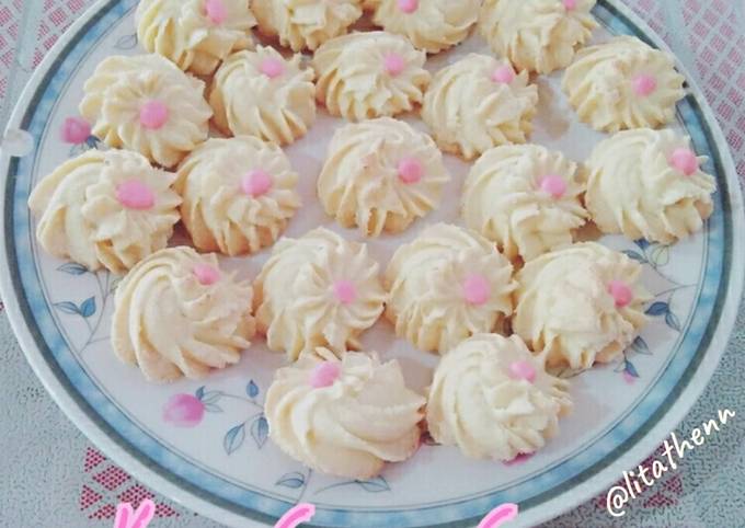 Cara  memasak Kue Sagu Susu untuk Idul Fitri yang nagih banget