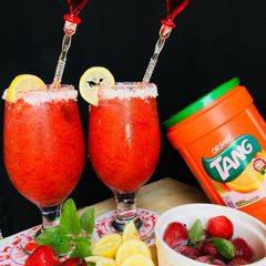 Strawberry 🍓 Coconut 🥥 Drink A picture of Strawberry 🍓 Coconut 🥥 Drink.