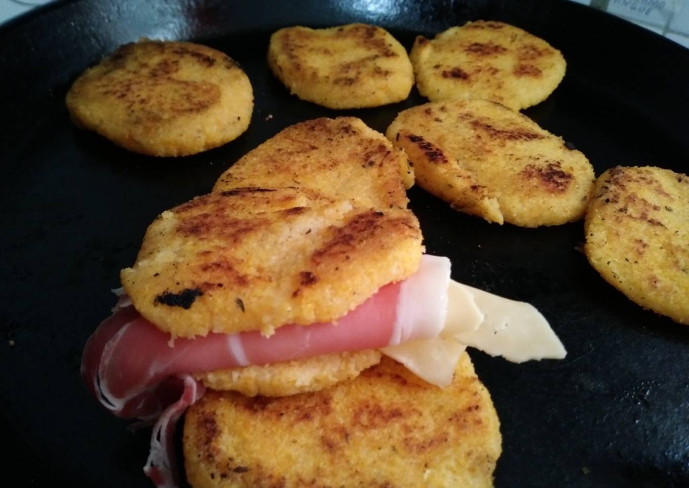 Arepas de polenta y calabaza