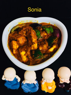 कढ़ाई पनीर(kadai paneer recipe in hindi) रेसिपी मुख्य फोटो