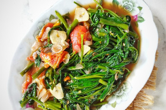 Bagaimana Membuat Tumis Kangkung Belacan Anti Gagal