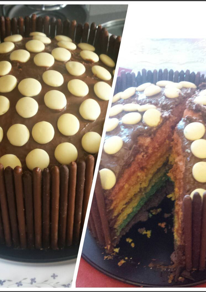 Una foto de Rainbow cake