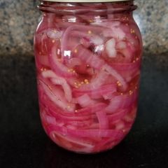 A picture of Super Easy Pickled Red Onions.