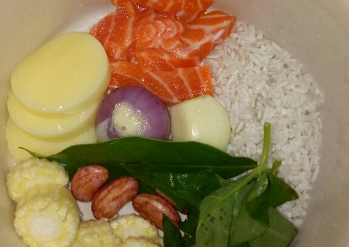 Mpasi 6 bulan 4* - bubur salmon